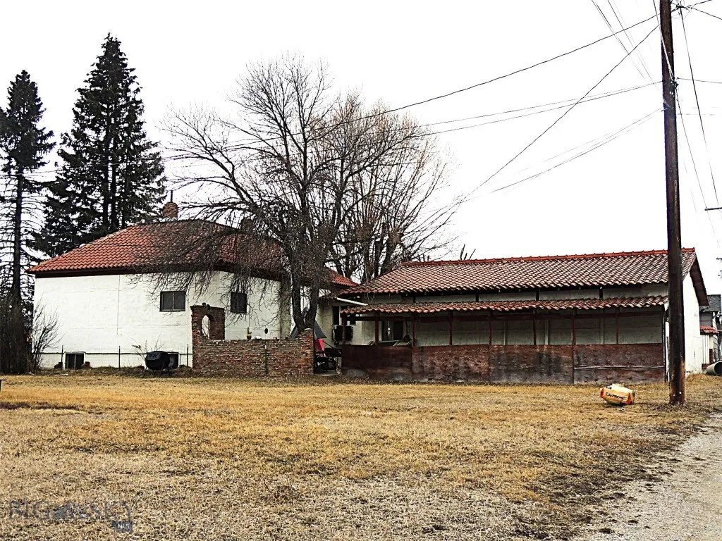 611 Hobson Avenue, Butte, Montana 59701, Butte, Montana 59701, 4 Bedrooms Bedrooms, ,2 BathroomsBathrooms,Residential,For Sale,611 Hobson Avenue, Butte, Montana 59701,0,409399
