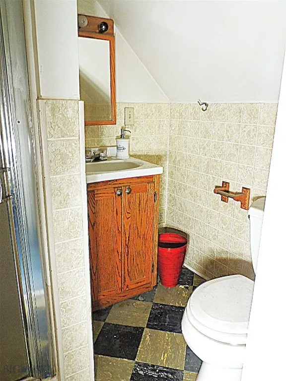 611 Hobson Avenue, Butte, Montana 59701, Butte, Montana 59701, 4 Bedrooms Bedrooms, ,2 BathroomsBathrooms,Residential,For Sale,611 Hobson Avenue, Butte, Montana 59701,0,409399