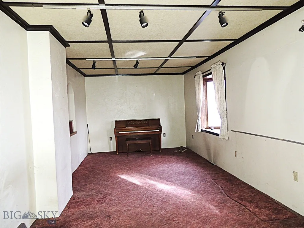 611 Hobson Avenue, Butte, Montana 59701, Butte, Montana 59701, 4 Bedrooms Bedrooms, ,2 BathroomsBathrooms,Residential,For Sale,611 Hobson Avenue, Butte, Montana 59701,0,409399