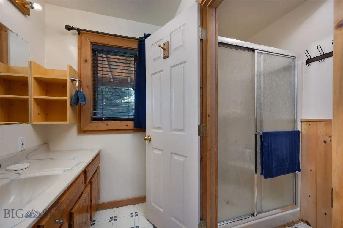 165 N Meadow Creek Road, Mcallister, Montana 59740, Mc Allister, Montana 59740, 3 Bedrooms Bedrooms, ,2 BathroomsBathrooms,Residential,For Sale,165 N Meadow Creek Road, Mcallister, Montana 59740,0,409368