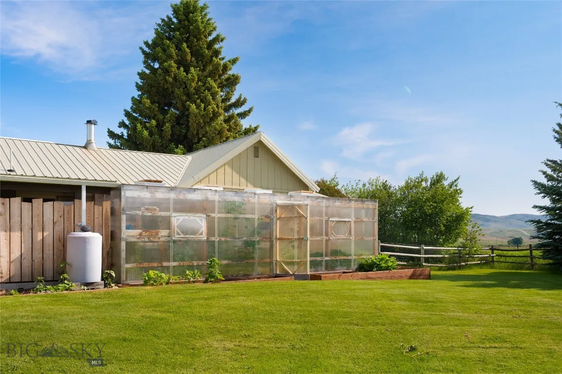 165 N Meadow Creek Road, Mcallister, Montana 59740, Mc Allister, Montana 59740, 3 Bedrooms Bedrooms, ,2 BathroomsBathrooms,Residential,For Sale,165 N Meadow Creek Road, Mcallister, Montana 59740,0,409368