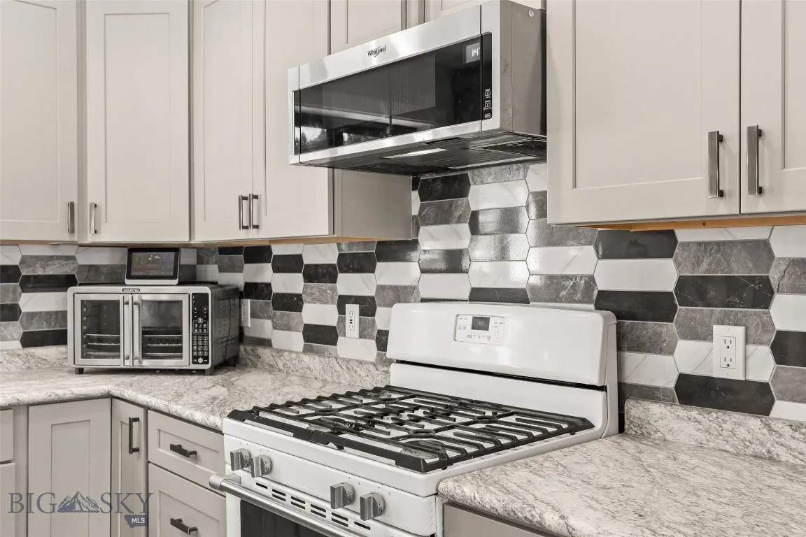 gas range w/ built in microwave