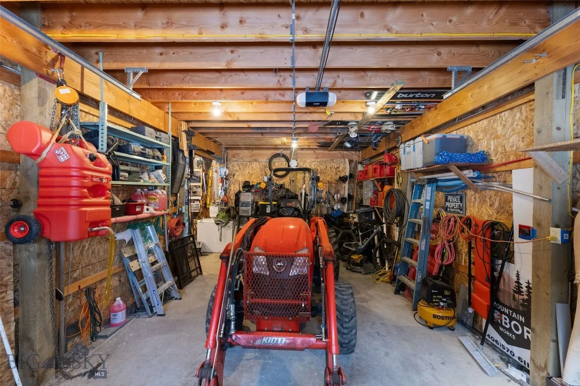 Automatic garage door