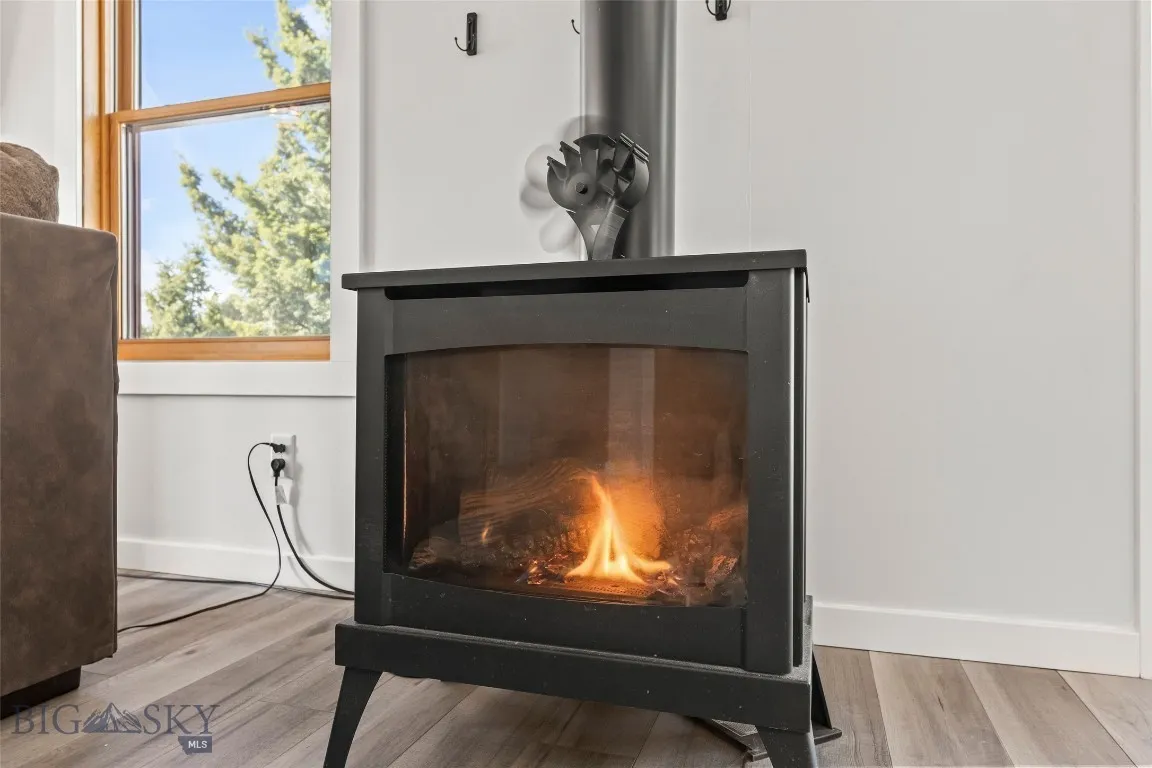 Gas stove