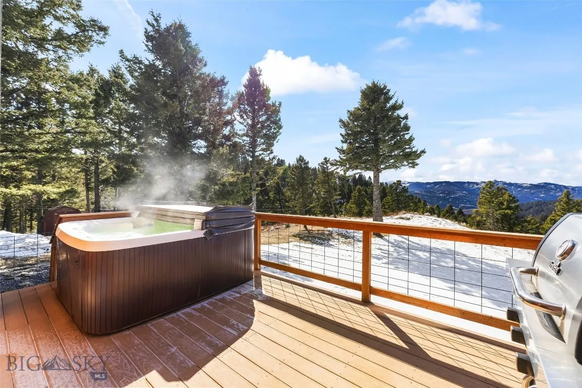 Private hot tub on reinforced deck