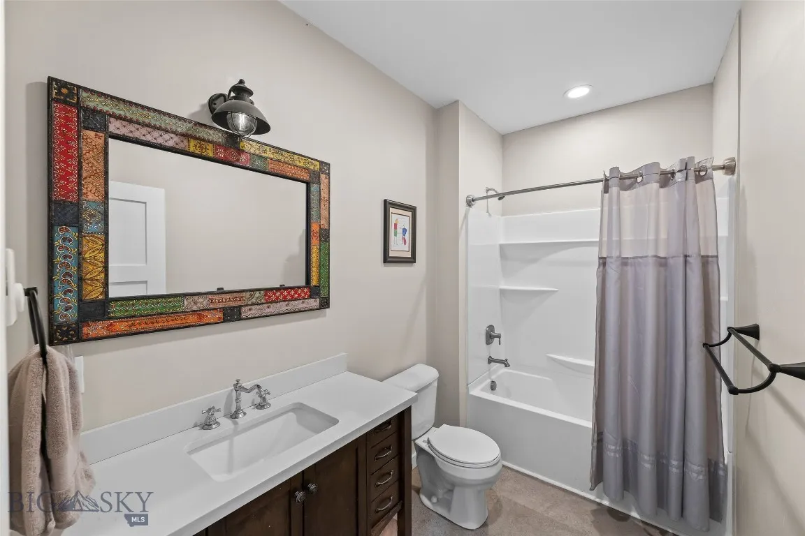 Upstairs full bath