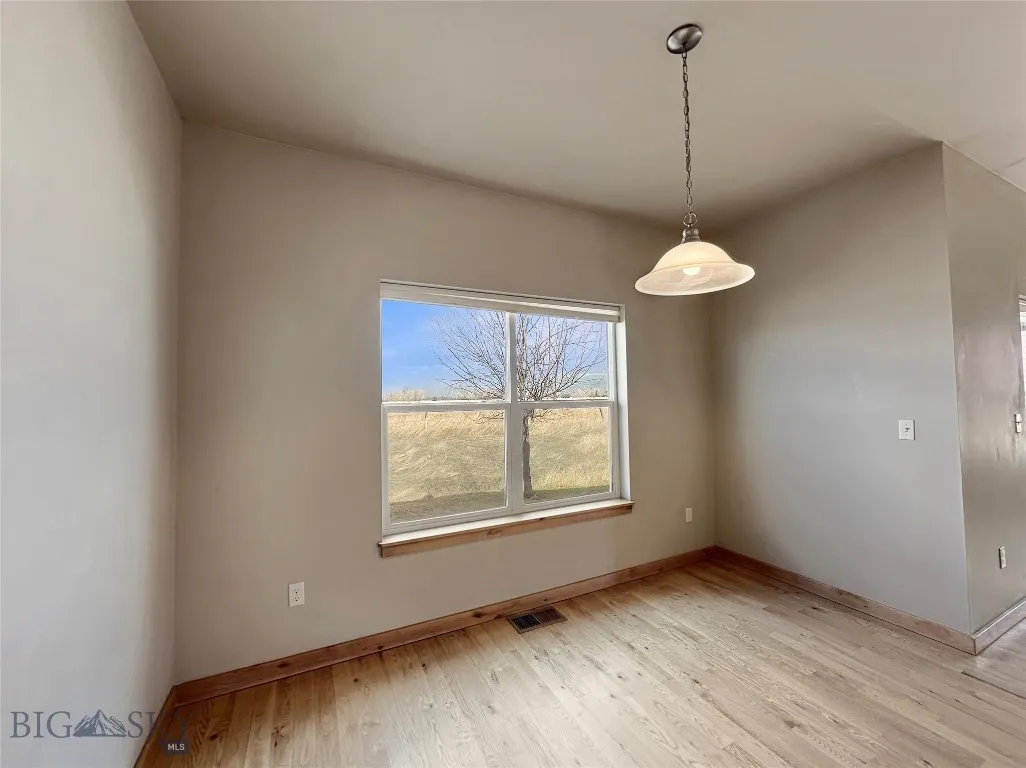 Dining Area with a view!