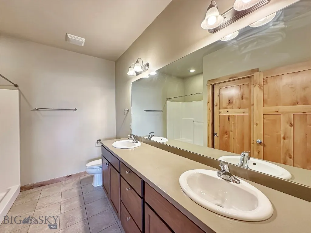 Master Bath - view 2