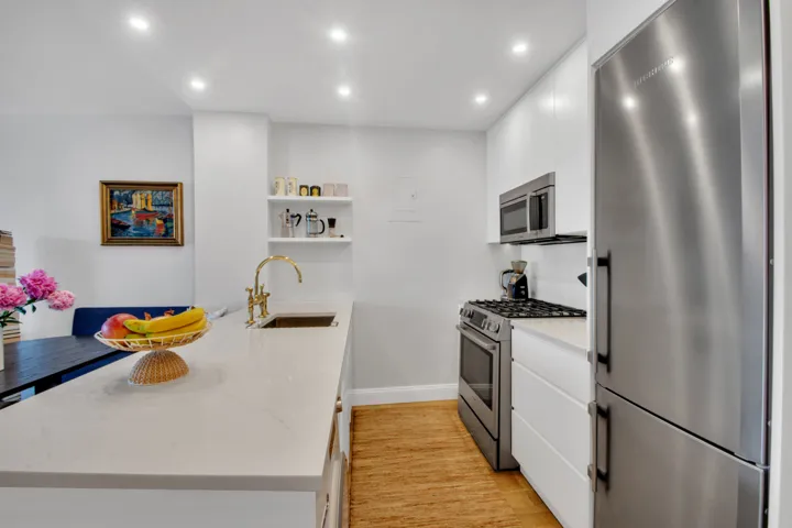 130 W 79TH Street, New York City, NY 10024