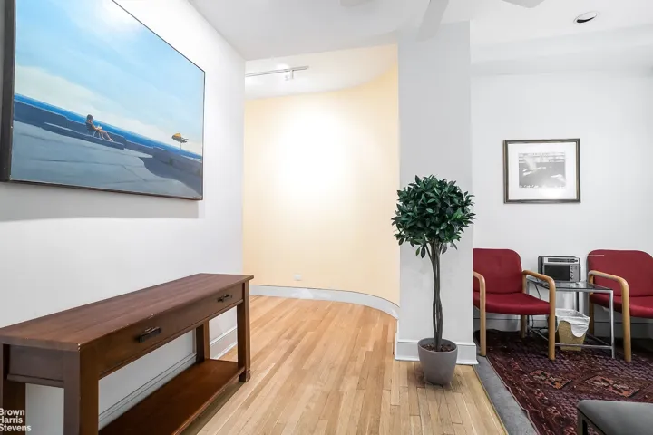 310 W 72ND Street, New York City, NY 10023