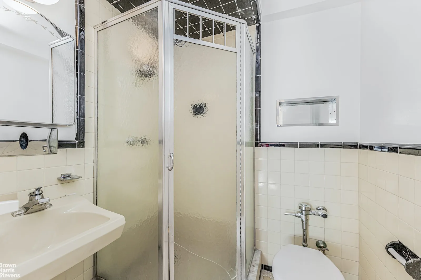 3515 Henry Hudson Parkway 11ef, Newyorkcity, New York 10463, 3 Bedrooms Bedrooms, 6 Rooms Rooms,3 BathroomsBathrooms,Residential,For Sale,HENRY HUDSON,RLS10918918 3515 Henry Hudson Parkway 11ef, Newyorkcity, New York 10463, 3 Bedrooms Bedrooms, 6 Rooms Rooms,3 BathroomsBathrooms,Residential,For Sale,HENRY HUDSON,RLS10918918