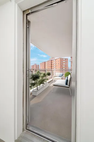 80 la Salle Street, New York City, NY 10027