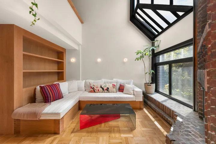 365 W 19th Street, New York City, NY 10011