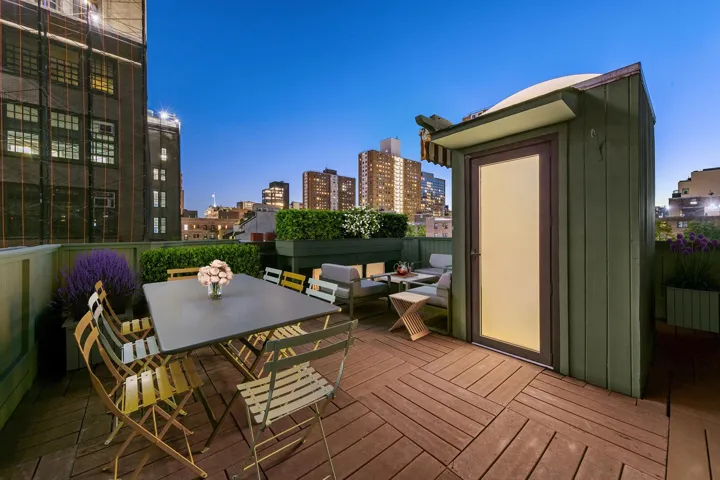 365 W 19th Street, New York City, NY 10011