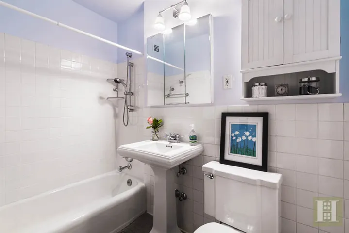 2621 PALISADE Avenue, New York City, NY 10463