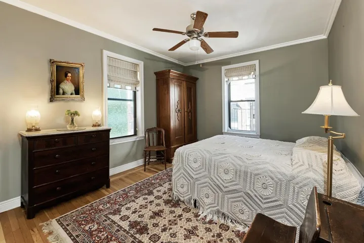 315 E 80TH Street, New York City, NY 10075