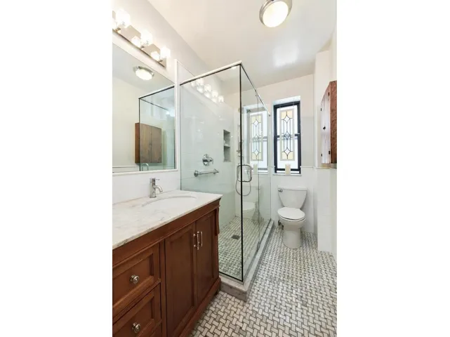 315 E 80TH Street, New York City, NY 10075