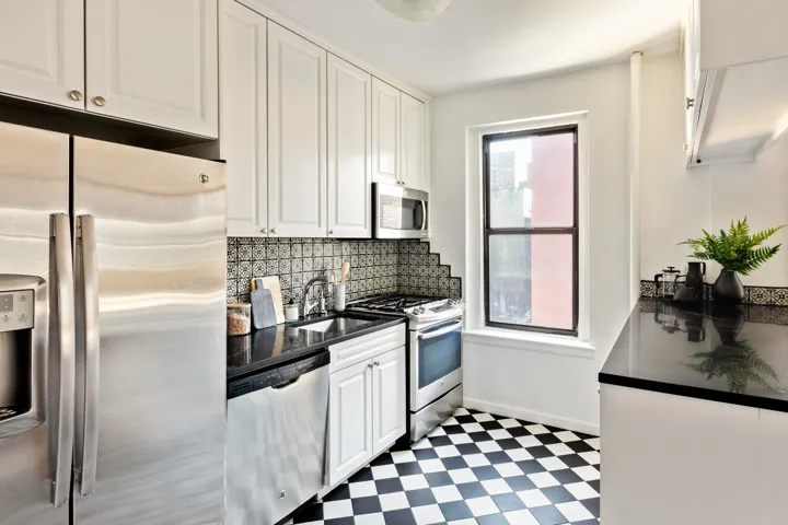 99 E 4TH Street, New York City, NY 10003