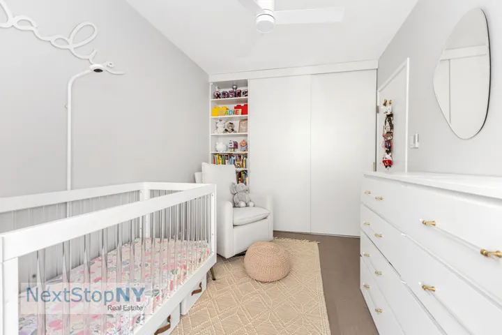 400 E 56TH Street, New York City, NY 10022