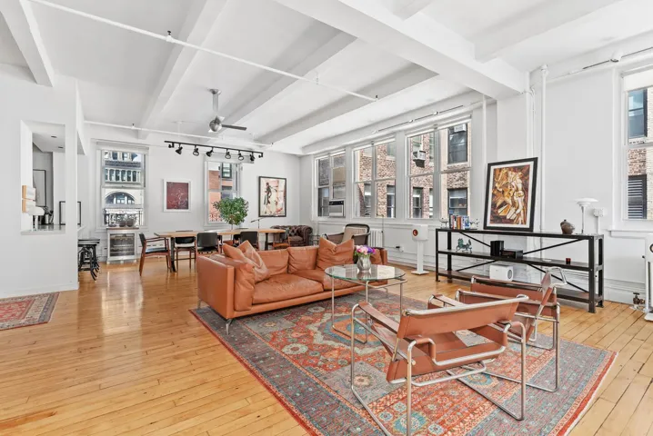 7 E 20th Street, New York City, NY 10003
