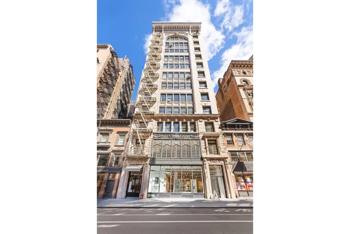 7 E 20th Street, New York City, NY 10003