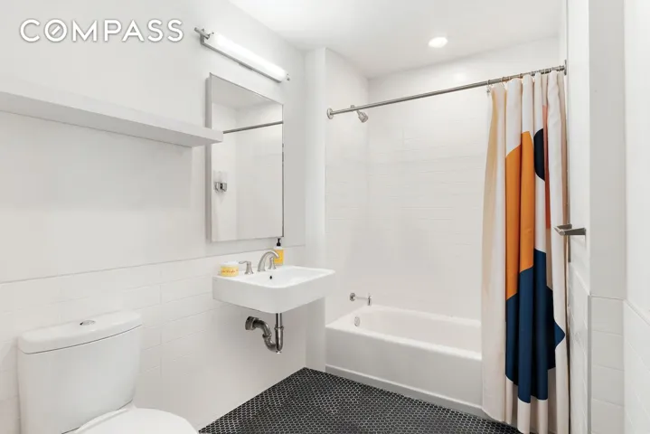 318 Knickerbocker Avenue, New York City, NY 11237