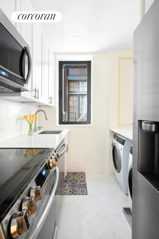 205 W 57TH Street, New York City, NY 10019