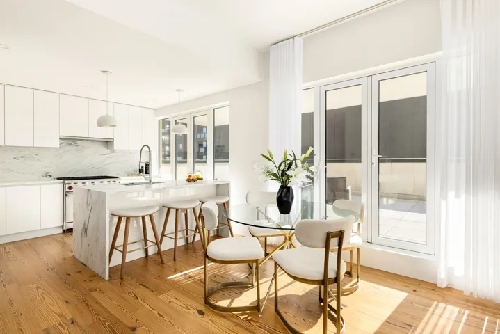 427 E 90TH Street, New York City, NY 10128