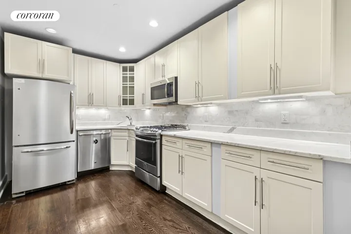 555 LENOX Avenue, New York City, NY 10037
