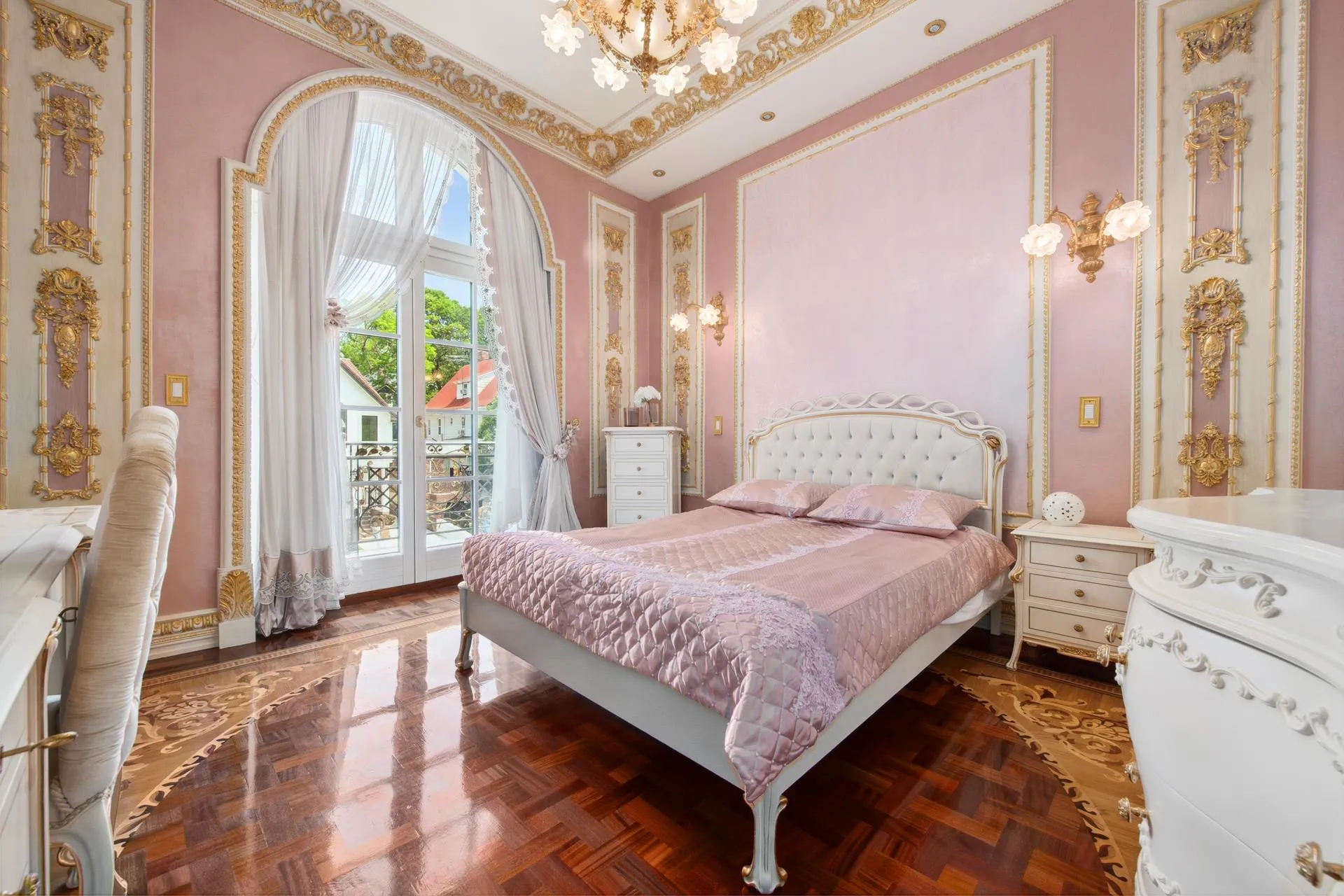 220 77th Street, New York City, New York 11209, 6 Bedrooms Bedrooms, 15 Rooms Rooms,6 BathroomsBathrooms,Residential,For Sale,77TH,RLS20039760 220 77th Street, New York City, New York 11209, 6 Bedrooms Bedrooms, 15 Rooms Rooms,6 BathroomsBathrooms,Residential,For Sale,77TH,RLS20039760