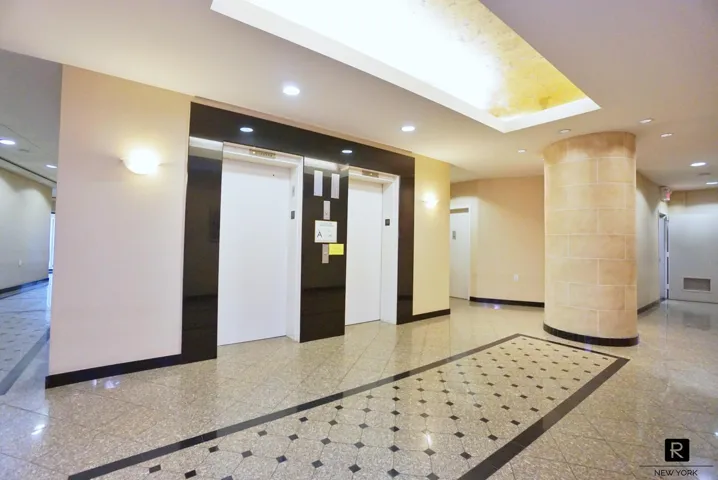 10 Bay Street Landing, New York City, NY 10301