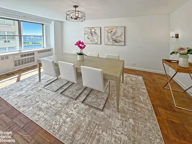 35 SUTTON Place, New York City, NY 10022