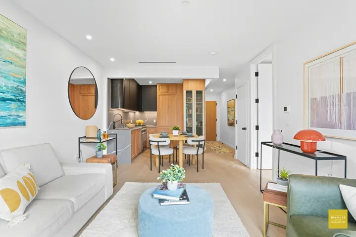 19 N HENRY Street, New York City, NY 11222