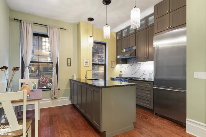 702 W END Avenue, New York City, NY 10025