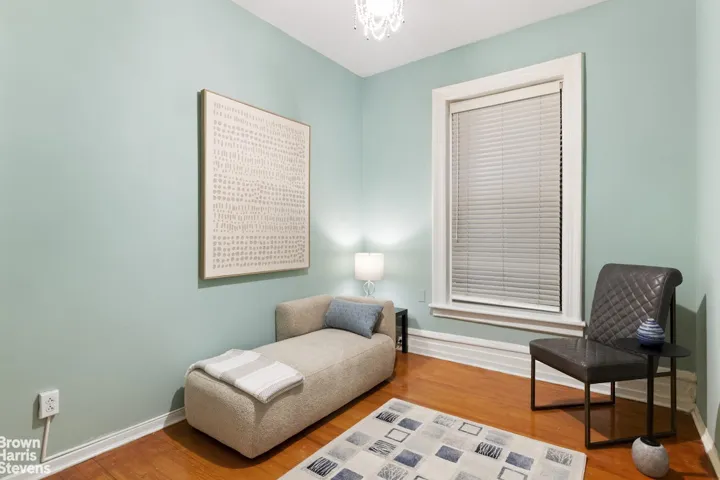 702 W END Avenue, New York City, NY 10025
