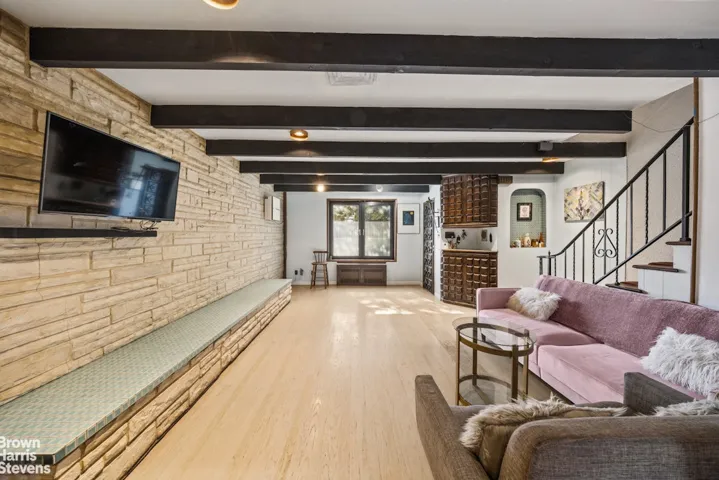 75-27 FURMANVILLE Avenue, New York City, NY 11379