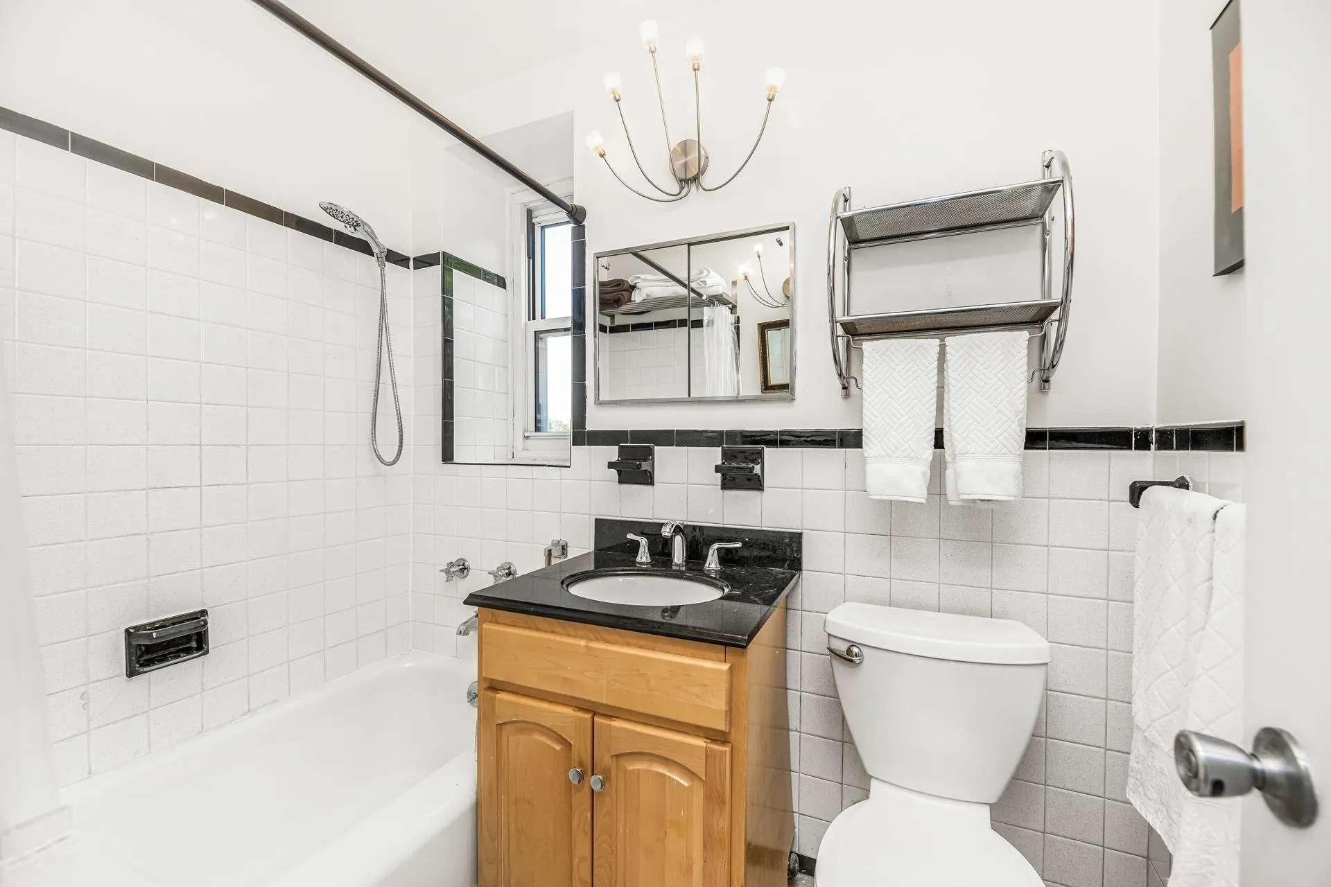 3935 Blackstone Avenue 4k, New York City, New York 10471, 1 Room Rooms,1 BathroomBathrooms,Residential,For Sale,BLACKSTONE,RLS20058155 3935 Blackstone Avenue 4k, New York City, New York 10471, 1 Room Rooms,1 BathroomBathrooms,Residential,For Sale,BLACKSTONE,RLS20058155