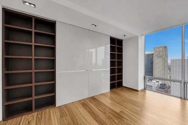 641 5TH Avenue, New York City, NY 10022