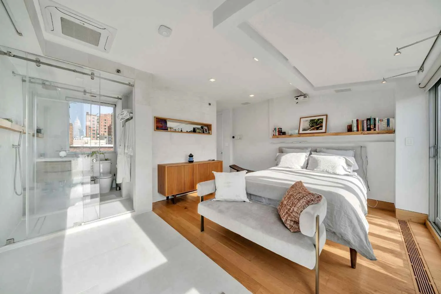 16 Minetta Lane, New York City, New York 10012, 6 Bedrooms Bedrooms, 23 Rooms Rooms,5 BathroomsBathrooms,Residential,For Sale,Minetta,RLS20061234 16 Minetta Lane, New York City, New York 10012, 6 Bedrooms Bedrooms, 23 Rooms Rooms,5 BathroomsBathrooms,Residential,For Sale,Minetta,RLS20061234