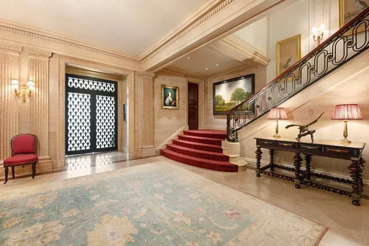 4 E 79th Street, New York City, NY 10075