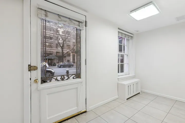 340 E 72ND Street, New York City, NY 10021