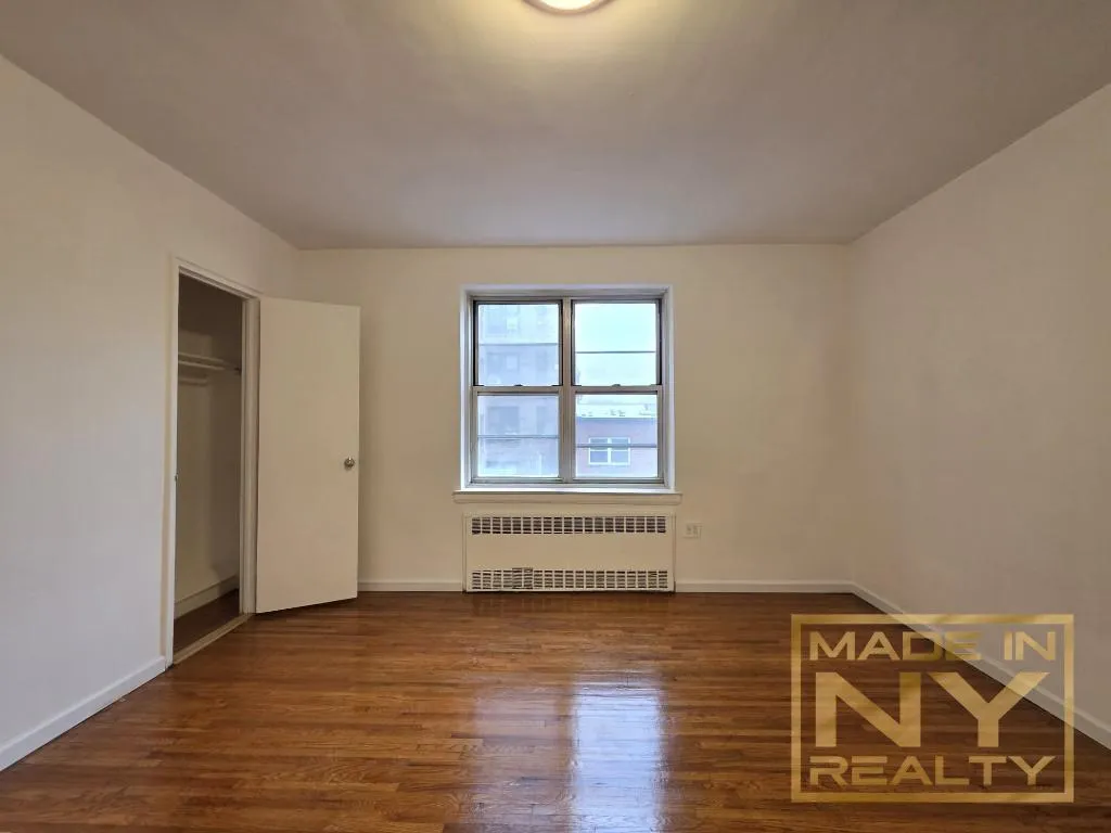 83-33 Austin Street 3h, New York City, New York 11415, 2 Bedrooms Bedrooms, 4 Rooms Rooms,1 BathroomBathrooms,Residential Lease,For Rent,Austin,RLS20064711 83-33 Austin Street 3h, New York City, New York 11415, 2 Bedrooms Bedrooms, 4 Rooms Rooms,1 BathroomBathrooms,Residential Lease,For Rent,Austin,RLS20064711