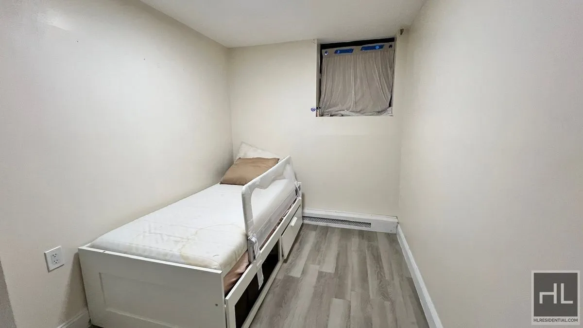 798 Miller Avenue Basement, New York City, New York 11207, 2 Bedrooms Bedrooms, 4 Rooms Rooms,1 BathroomBathrooms,Residential Lease,For Rent,Miller,RLS20064855 798 Miller Avenue Basement, New York City, New York 11207, 2 Bedrooms Bedrooms, 4 Rooms Rooms,1 BathroomBathrooms,Residential Lease,For Rent,Miller,RLS20064855