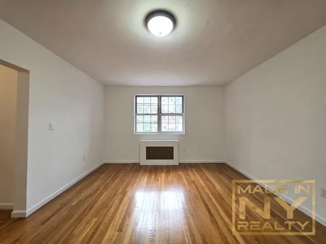 138-16 77th Avenue 6ic, New York City, New York 11367, 1 Bedroom Bedrooms, 3 Rooms Rooms,1 BathroomBathrooms,Residential Lease,For Rent,77th,RLS20065955