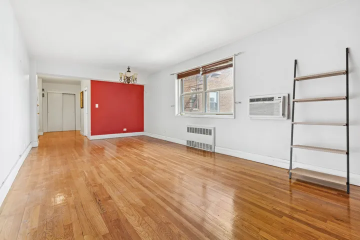1010 Sherman Avenue 4b, New York City, New York 10456, 1 Bedroom Bedrooms, 3 Rooms Rooms,1 BathroomBathrooms,Residential,For Sale,SHERMAN,RLS20066116