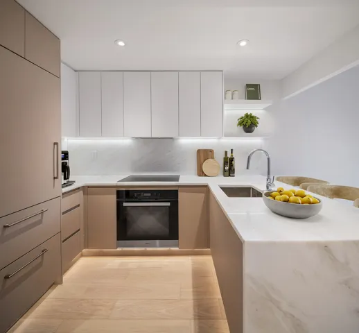 355 W 39TH Street, New York City, NY 10018