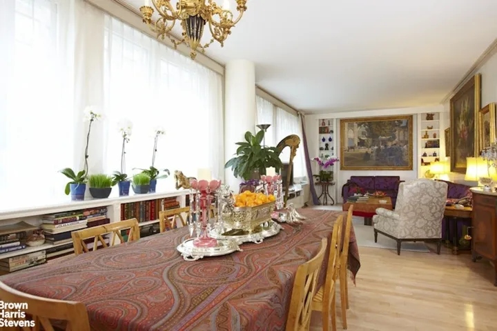 330 E 57TH Street, New York City, NY 10022