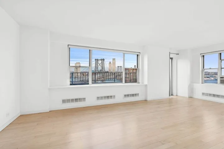 570 Grand Street, New York City, NY 10002