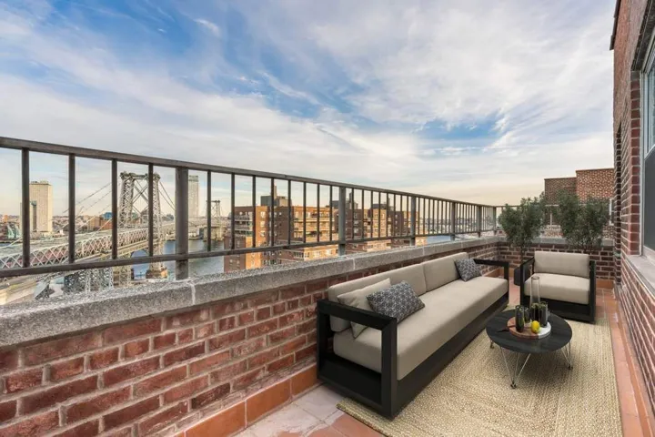 570 Grand Street, New York City, NY 10002