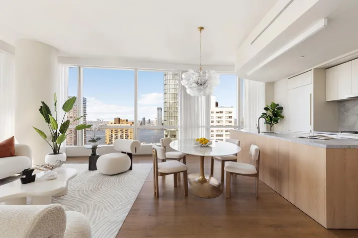77 Greenwich Street, New York City, NY 10006
